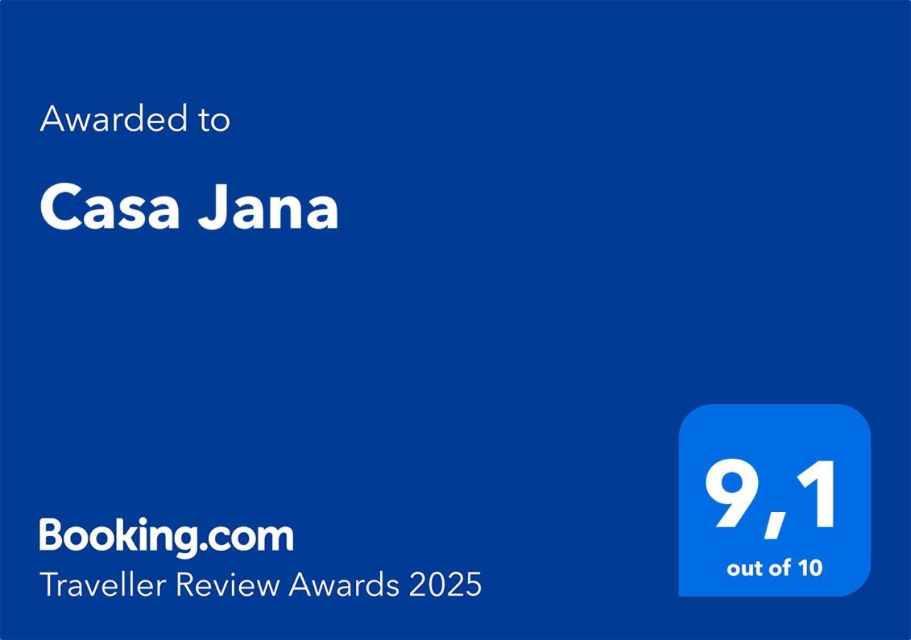 דירות El Roble Casa Jana מראה חיצוני תמונה